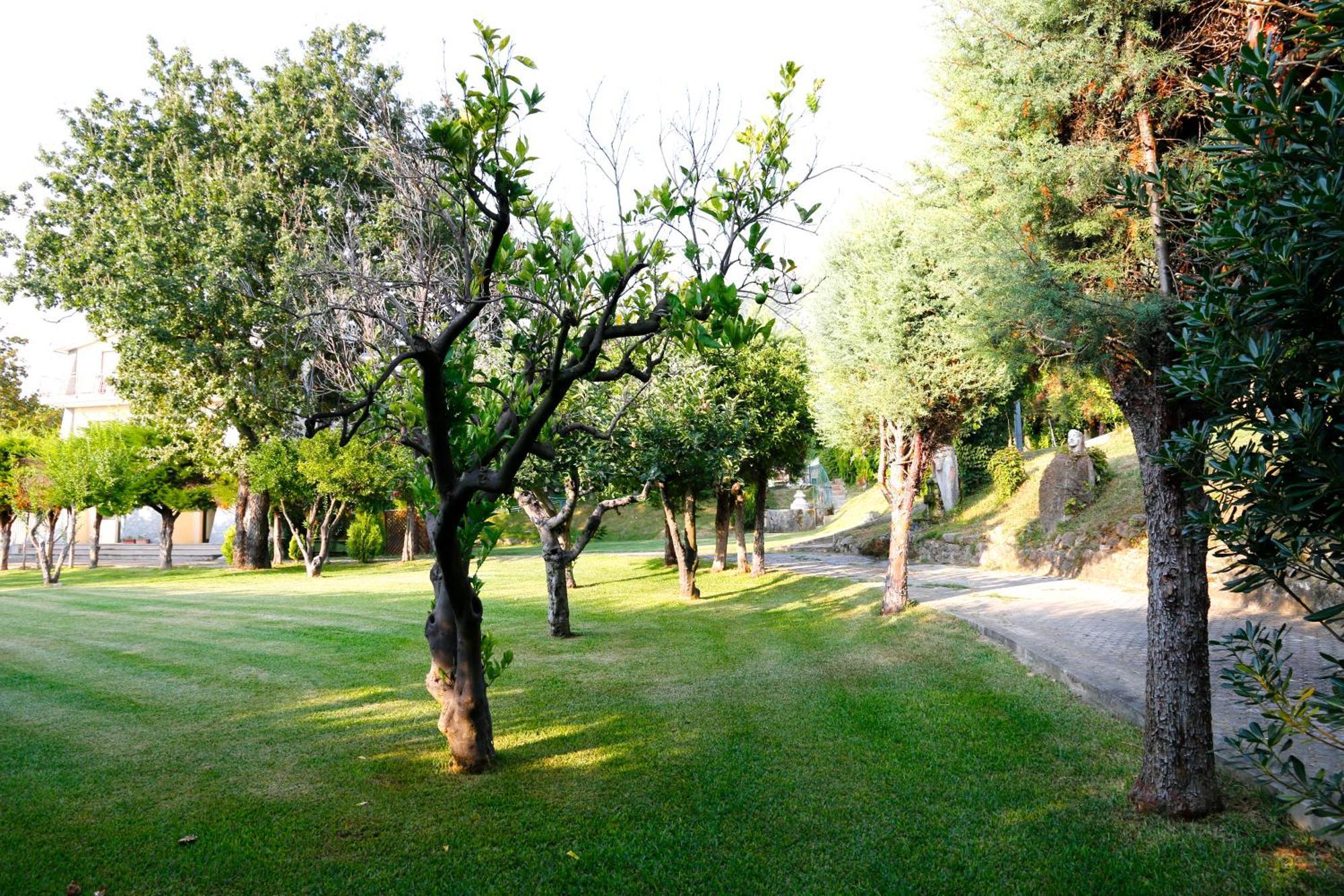 Residenza Giancesare Family Apartments Paestum Exterior photo