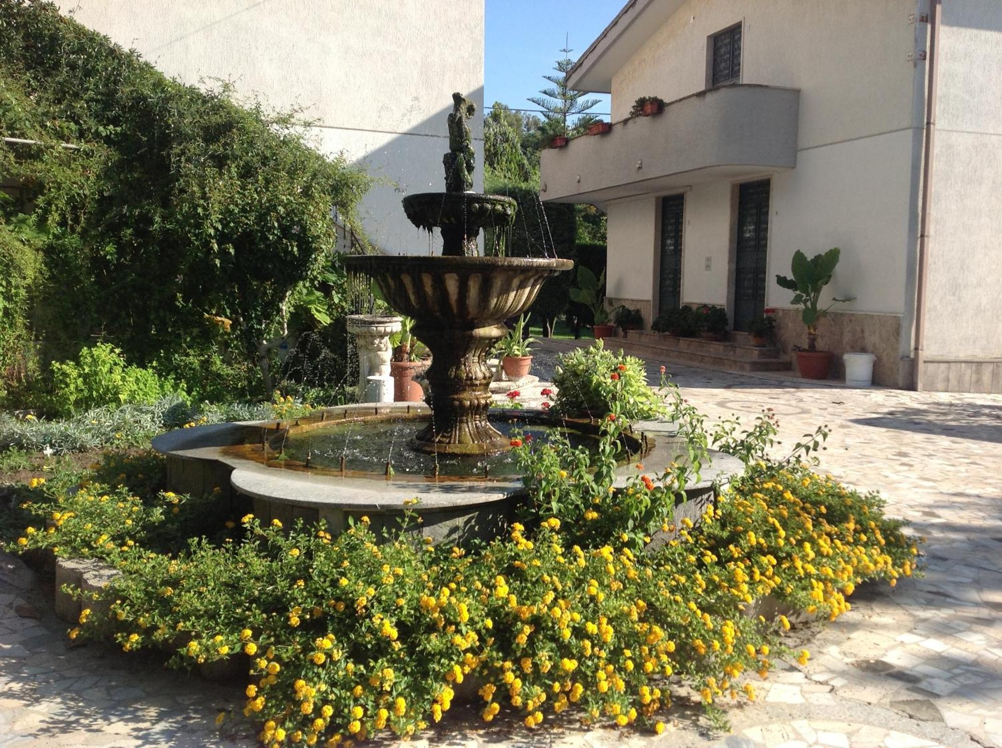 Residenza Giancesare Family Apartments Paestum Exterior photo