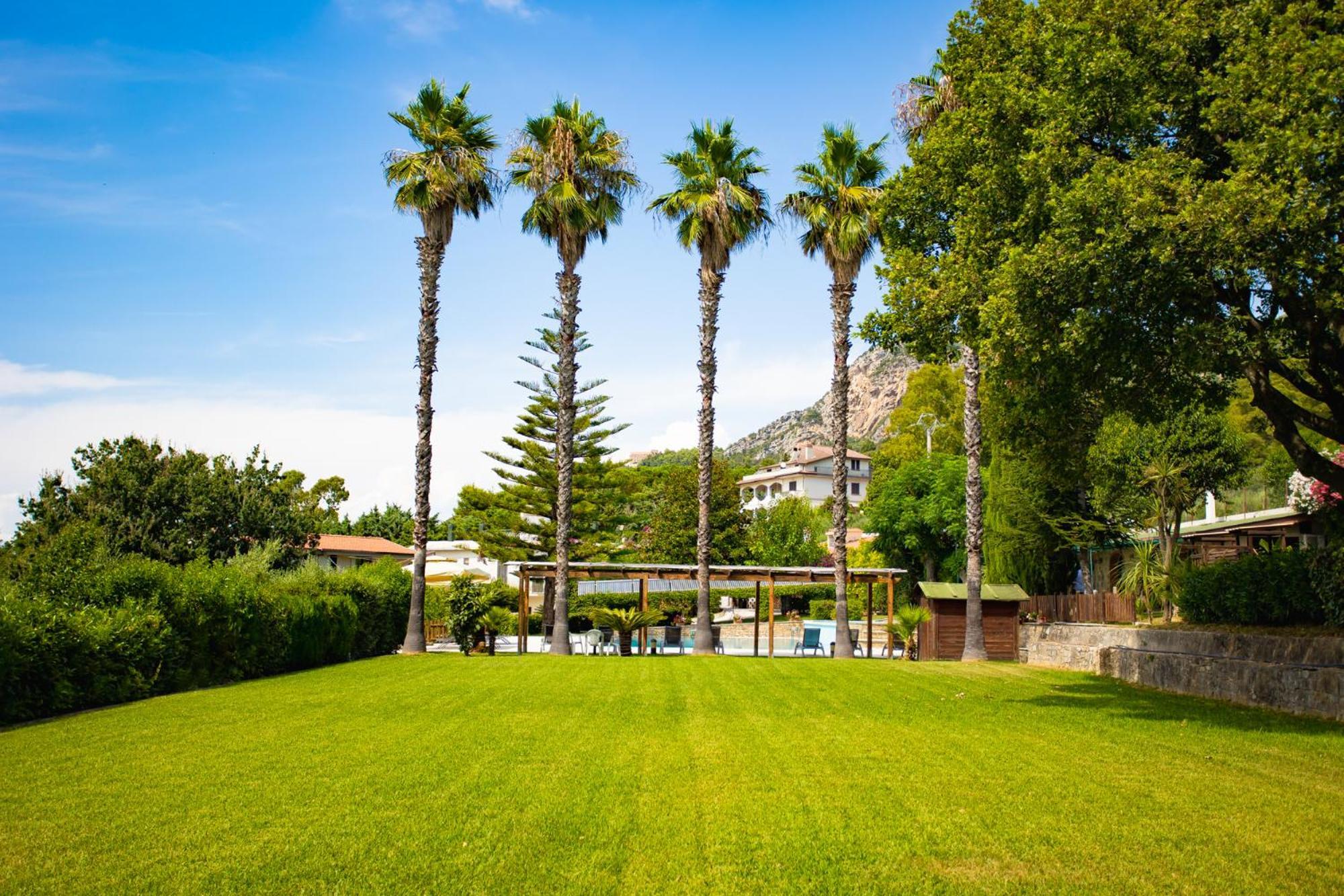 Residenza Giancesare Family Apartments Paestum Exterior photo