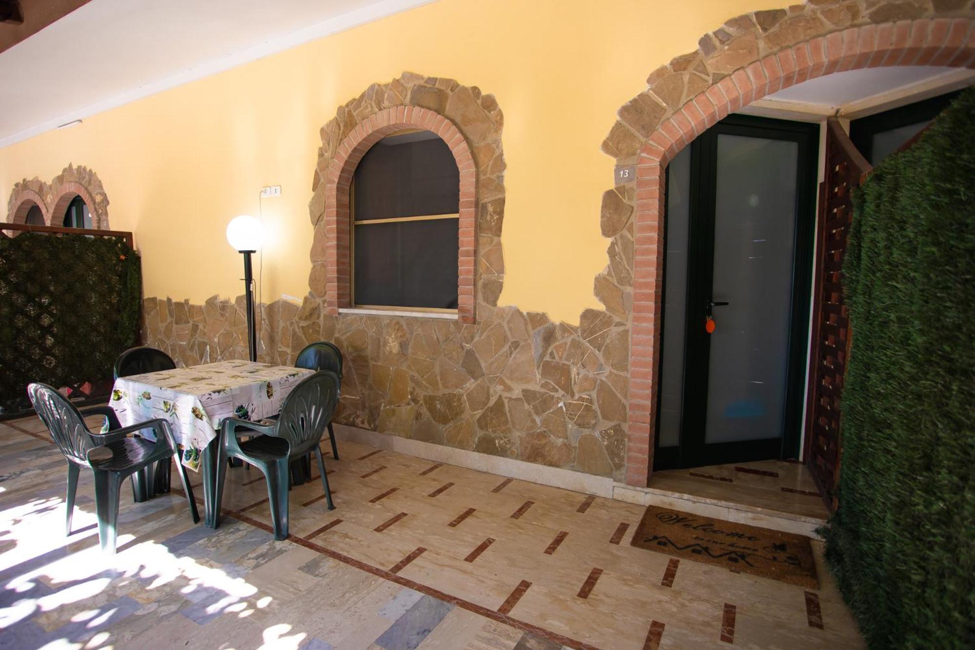 Residenza Giancesare Family Apartments Paestum Exterior photo