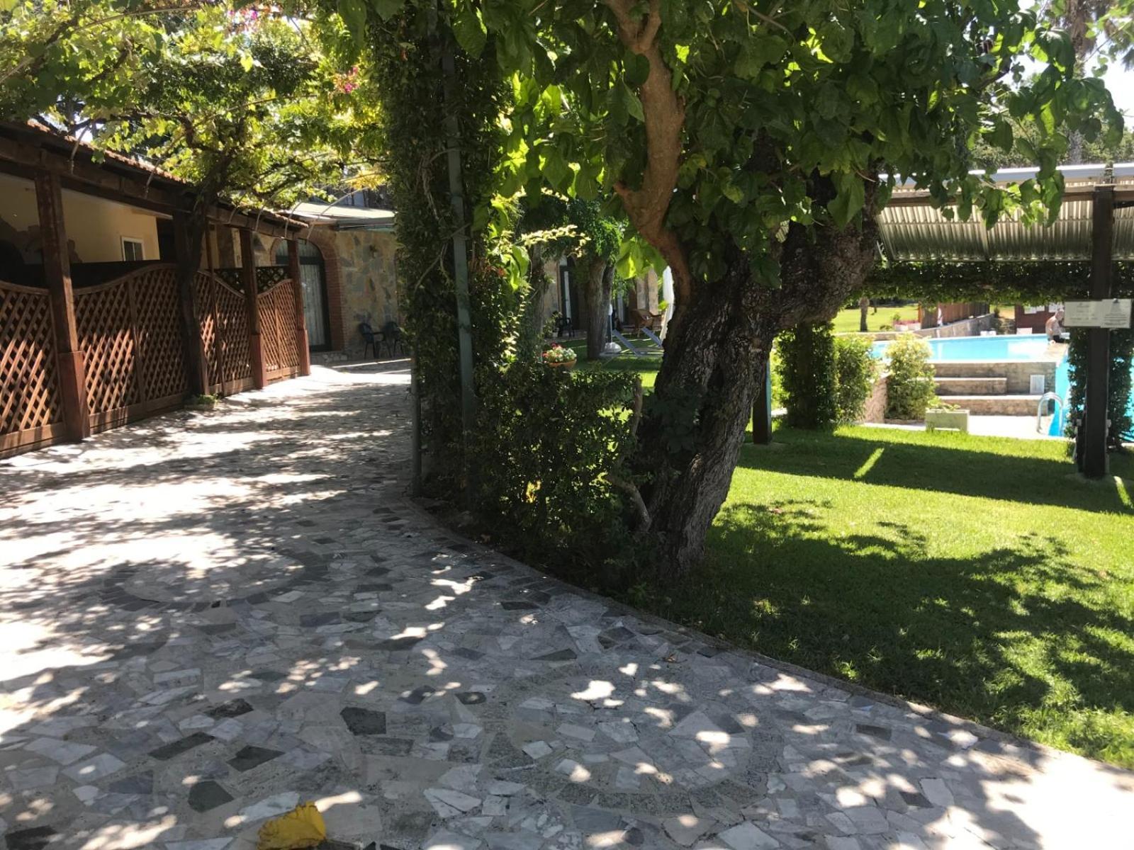 Residenza Giancesare Family Apartments Paestum Exterior photo
